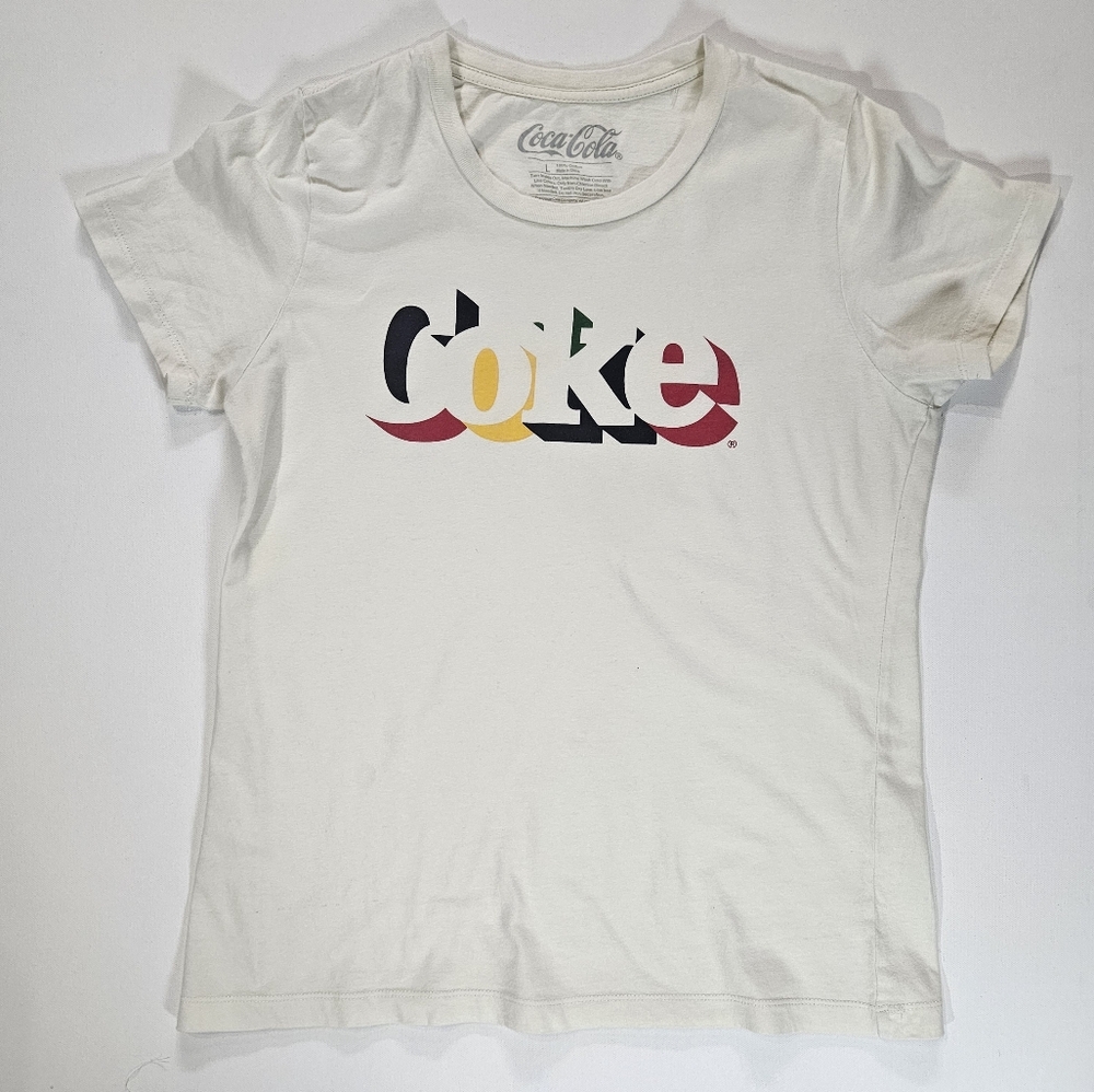 Coca Cola T-shirt Youth Large White Multicolor‎ Logo